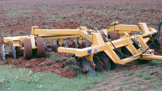 GASPCW 9017 – Grade Aradora Super Pesada com Pneus (Tatu Marchesan)
